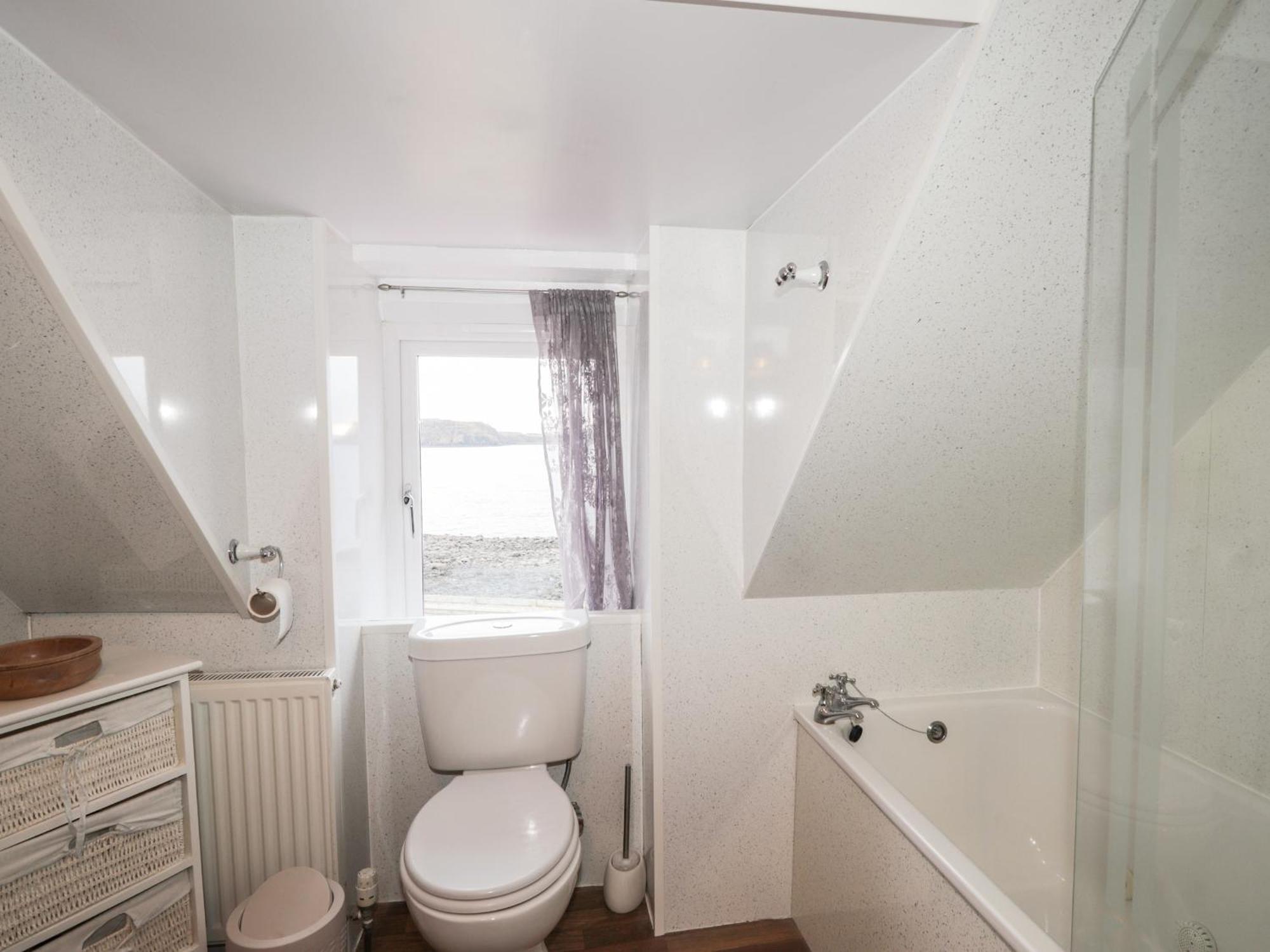 Jubilee Cottage Uig  Bagian luar foto